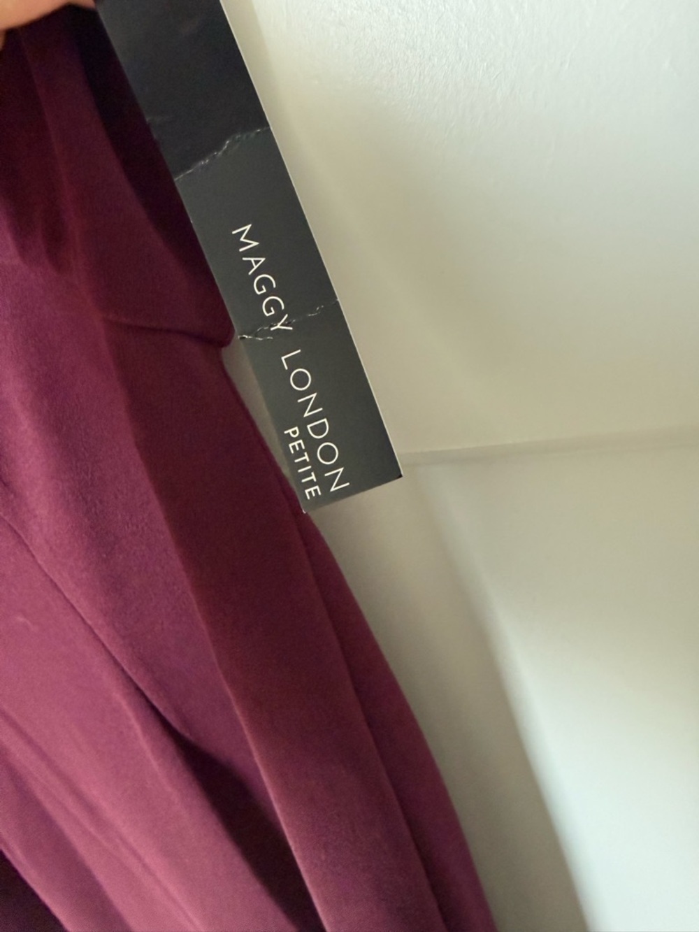 Maggy London Sheath Dress in Port Wine - Picture 2 of 7